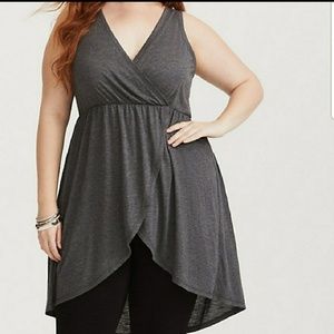 Torrid grey hi-lo shirt size 5